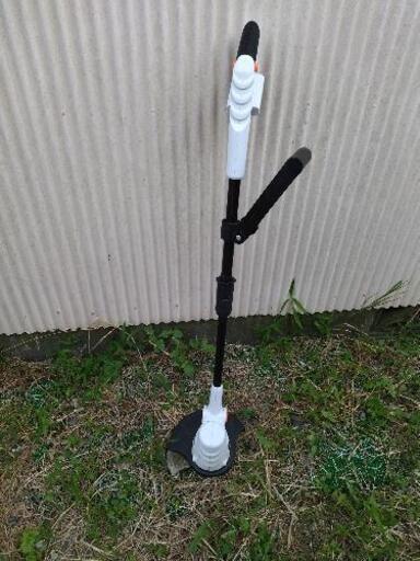 アイリスオーヤマ充電式草刈り機