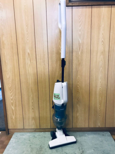 422番 TWINBIRD✨サイクロンスティック型クリーナー✨TC-EA17‼️