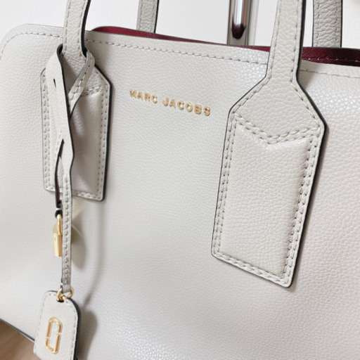 MARC JACOBS牛革トートバッグ（A4収納可）