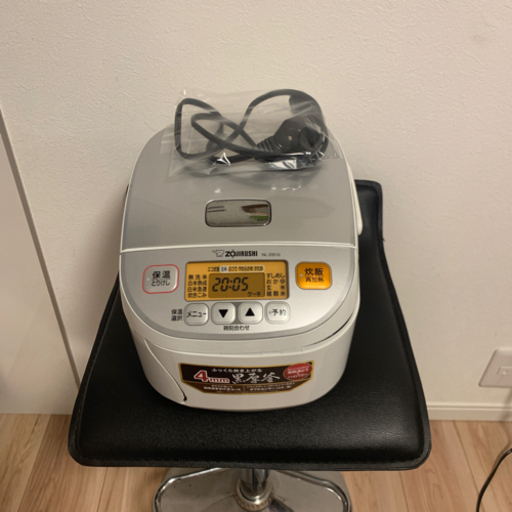 【動作確認済み】炊飯器　ZOJIRUSHI NL-DS10 19年製