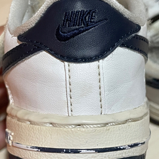 【NIKE】 エアフォース1　13cm 少し大きめの造りですの画像