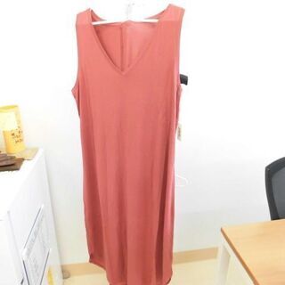 337♪未使用品  [Daily Ritual] ジャージー素材 Vネック ノースリーブ ミディドレス レディース　XL　5枚セットの画像