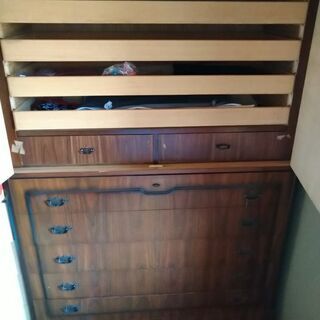 【差し上げます】和箪笥の画像