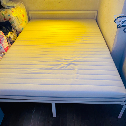 IKEA ダブルベッド　使用期間5.6ヶ月