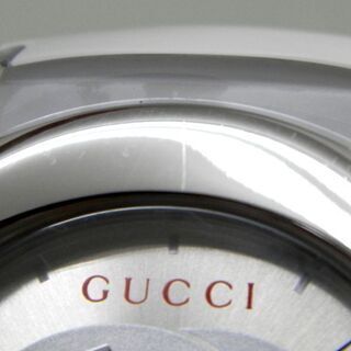 腕時計 本物 GUCCI グッチ SYNC シンク 137.1 クォーツ YA137102A