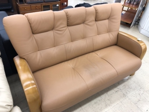 カリモク 3Pソファー 革 ベージュ