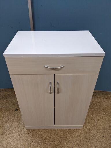 (売約済み)NITORI ニトリ キャビネット レンジ台 キッチンボード 収納棚 食器棚 ホワイト/ナチュラル