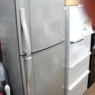 93 シャープ 228L 冷蔵庫 SJ-23W