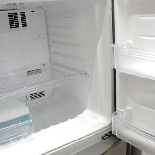 93 シャープ 228L 冷蔵庫 SJ-23W