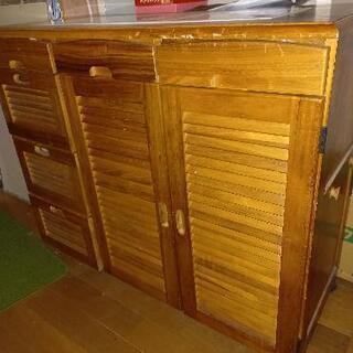 中古　難あり　カウンターワゴン