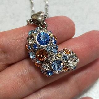 ハート型ネックレス ブルーの画像
