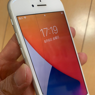 iPhone7 32G シルバー SIMフリーの画像