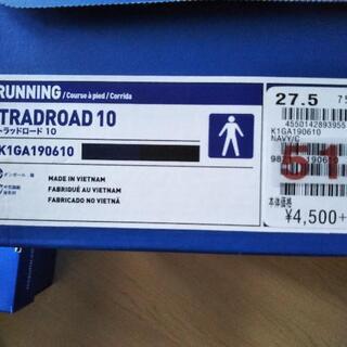 【未使用】ミズノ TRADROAD10 ランニング K1GA190610 ネイビー/ブラック メンズスニーカー ２７．５ｃｍ の画像