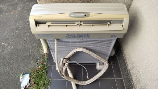 ジャンク品！！　エアコンいかがでしょうか？？
