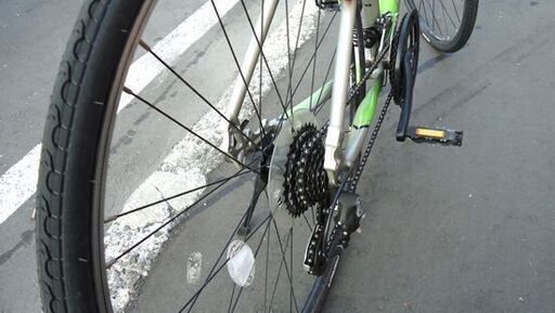 クロスバイク 700×28C MERIDA/メリダ CROSSWAY 100-R AMC1469 SILK TITAN(GREEN) 