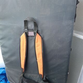 マット2種類　マウンテンダックスのゴレイロ（ボルダリング用）と青...