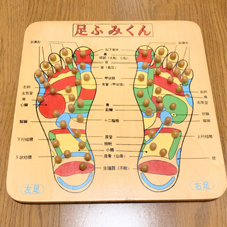 5000円の「足ふみくん」天然木 足つぼマッサージ  全身の不調に
