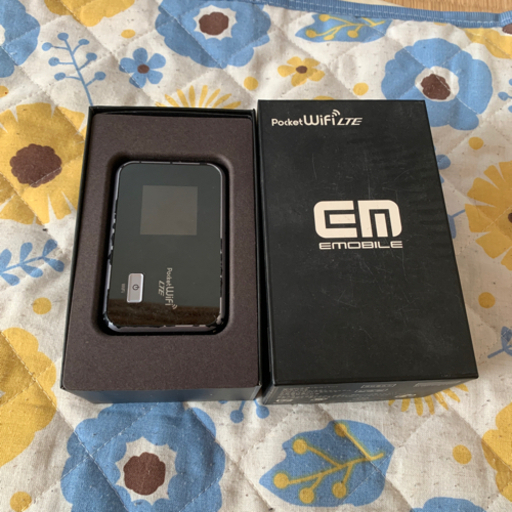 ポケットWiFiルーター