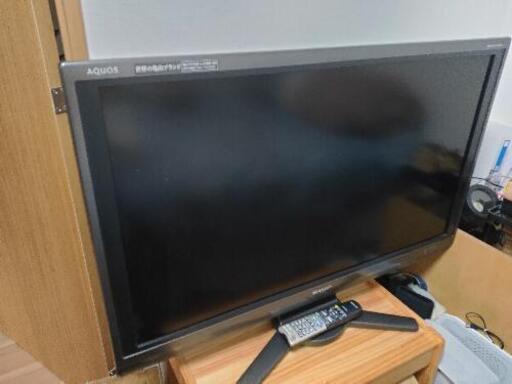 40インチ　液晶テレビ　シャープアクオス