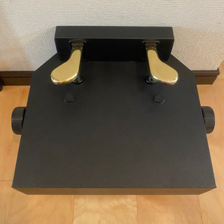 SYMPHA  ピアノ補助ペダル　革張り