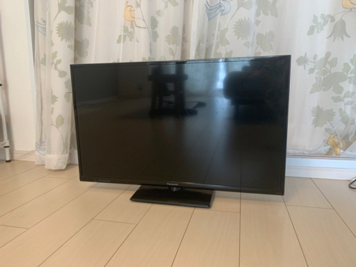 テレビ 32型　Panasonic
