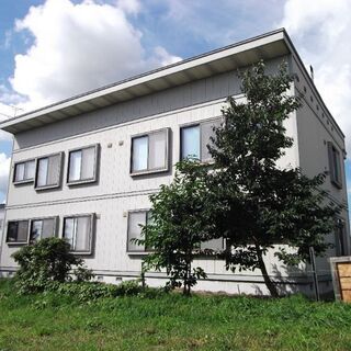 七飯町本町3丁目 2LDK「コーポ白樺」