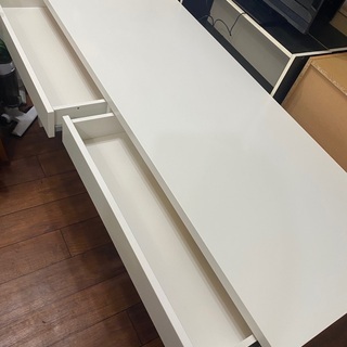 ikea micke デスク ホワイト　幅142の画像