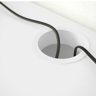 ikea micke デスク ホワイト　幅142の画像
