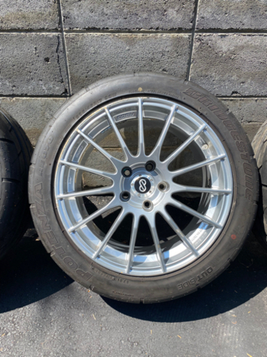 エンケイ　RS05 17インチ 8J+35 4本通し