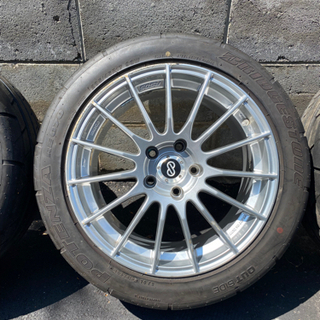 エンケイ RS05 17インチ 8J+35 4本通し