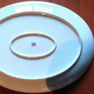 白い大皿　花 Wide Plate with flower marks (English available)の画像