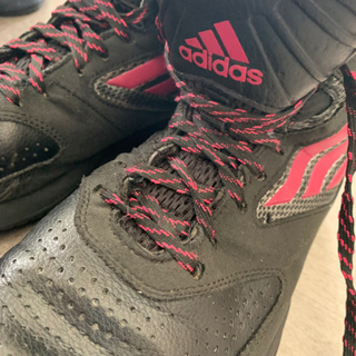 adidas  バッシュ　　22.5センチの画像