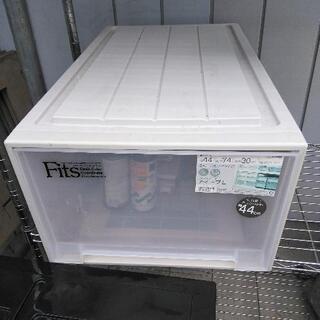 押入れ衣装ケース白1台無料
