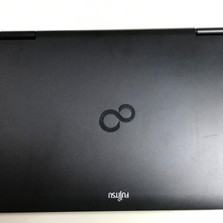 FUJITSUノートパソコン　