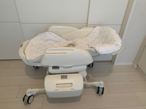 コンビ Combi　ハイ\u0026ロースウィングラック　電動バウンサー