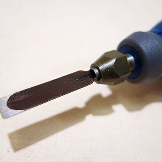 【苫小牧バナナ】状態良好！ RYOBI/リョービ 電動彫刻刀 100V 小型 軽量モデル DC-501 高性能刃 3本付き♪の画像