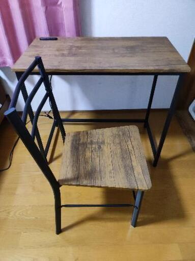美品！テーブル椅子セット。