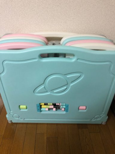 美品❗️ベビーサークル キッズサークル 折りたたみ ベビーガード 10枚セット おもちゃ付き ドアロック機能 赤ちゃん