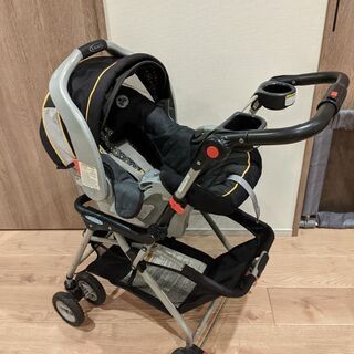 【お取引中】チャイルドシート☆キャリー付☆カーシート☆新生児からの画像