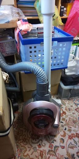 ※ジャンク 掃除機 SHARP EC-CP11 2010年製 赤 動きましたがブラシが動きません