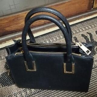 バッグ黒　底あり