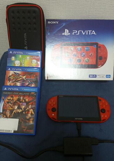 PS VITA PCH-2000 Playstation Vita 本体 ゲームソフト ACアダプター