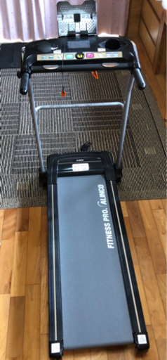 ランニングマシン　他トレーニング機器