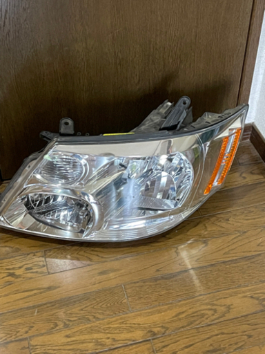 アルファード10系ヘッドライト左右セット