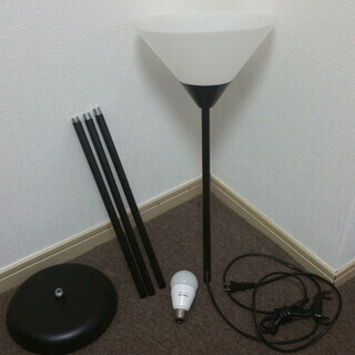 スタンドライト & LED 電球の画像