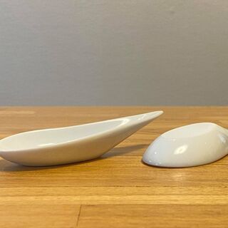 5本セットで！盛り付けにも大活躍！シャープなデザインの白いレンゲの画像