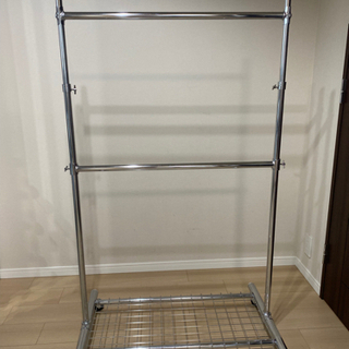 伸縮ハンガーラック　美品の画像