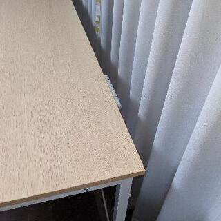 再値下げしました。ケーブルラック付きシンプルデスク(ライトブラウン・パソコンデスク・ワークデスク)の画像