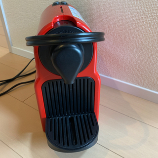 ネスプレッソ　コーヒーメーカー