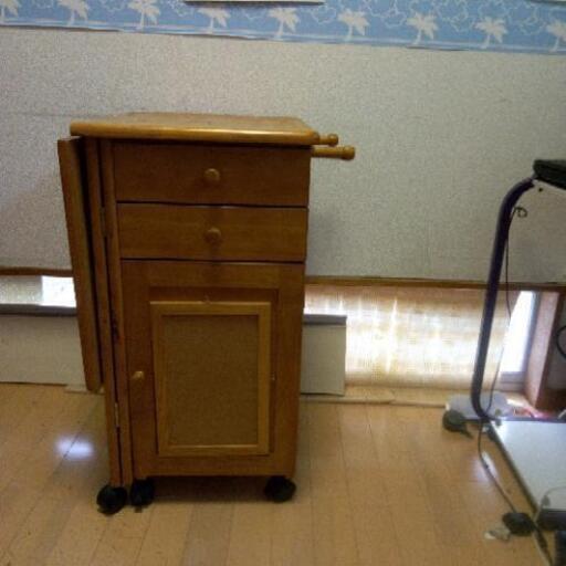 コンパクト折り畳み机